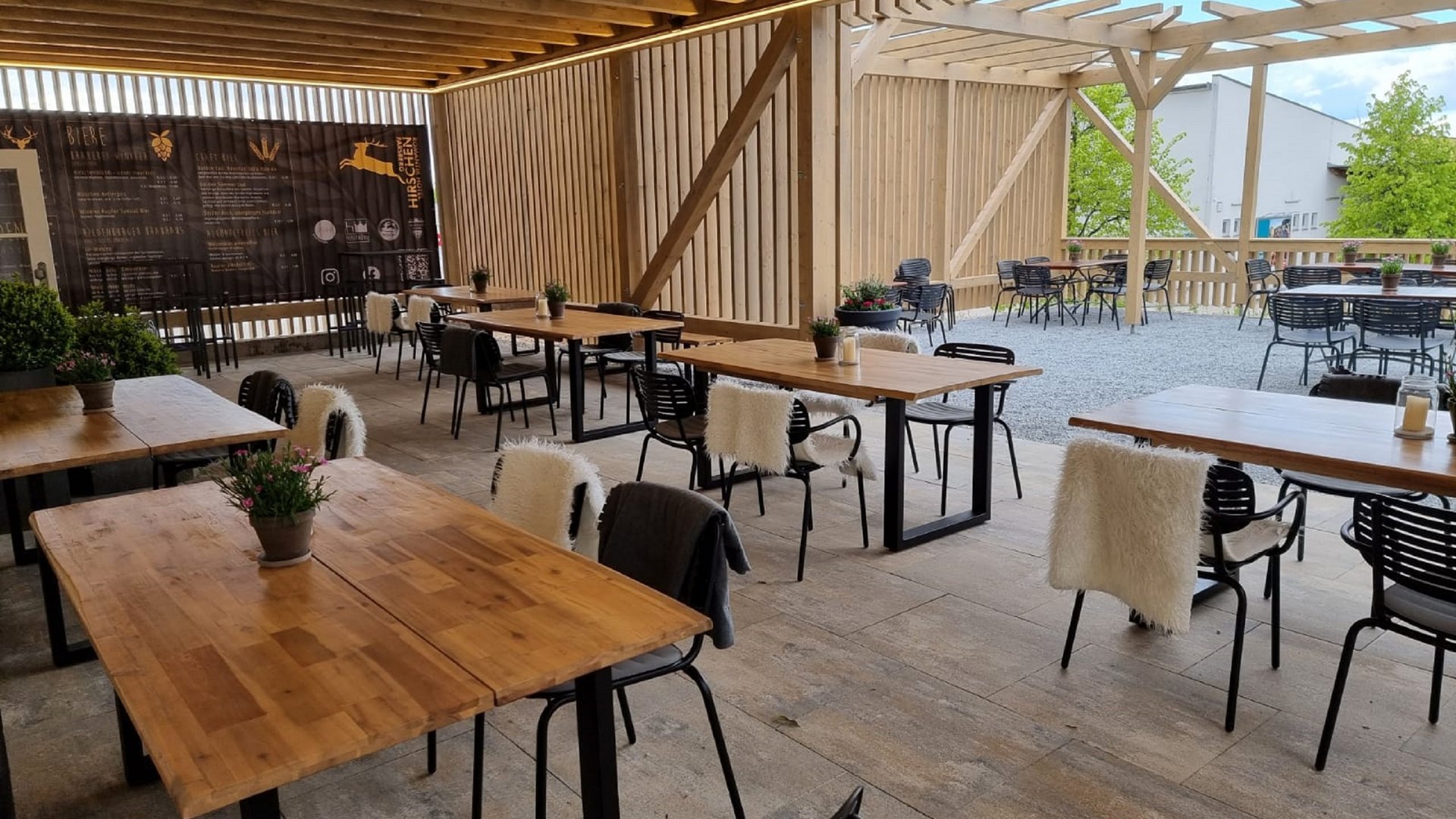 Beer garden in Parsberg: HirschenBlobb