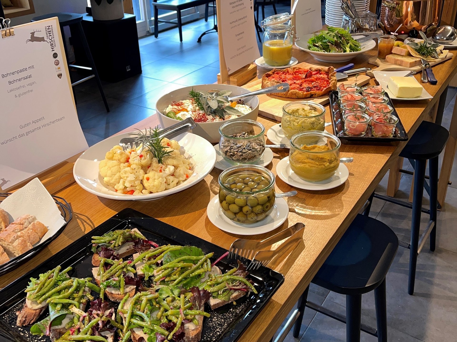 Inn & Restaurant in Parsberg serving regional cuisine Buffet with various vegan and gluten-free dishes in a modern setting