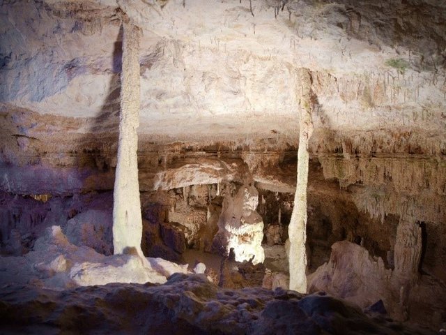 Romantik Hotel Hirschen: picture gallery Lit stalagmites and stalactites inside a limestone cave